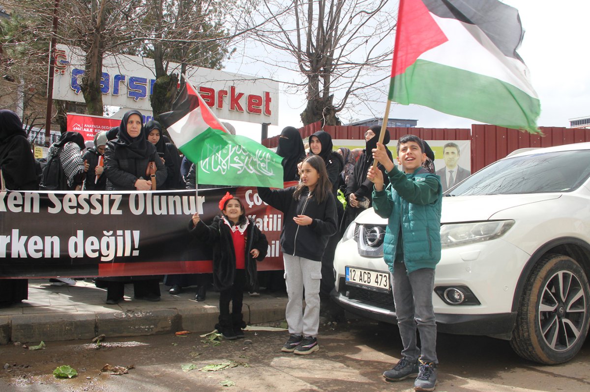 Bingöl'deki STK'lar: Boykot, bir direniştir. Sofrana düşmanın silahıyla oturma, aşına zehir katma