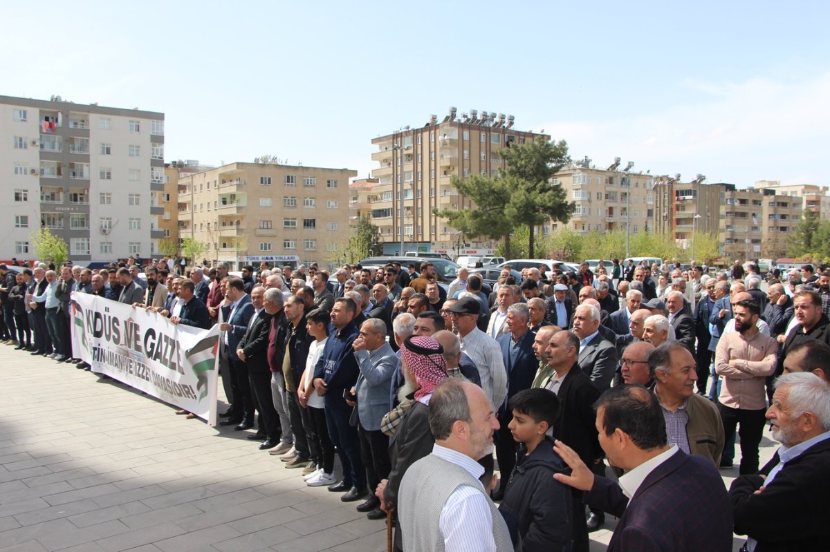 Eski Cumhurbaşkanı Yardımcısı Oktay: Filistin’i Filistinsizleştirme projelerine şahit oluyoruz