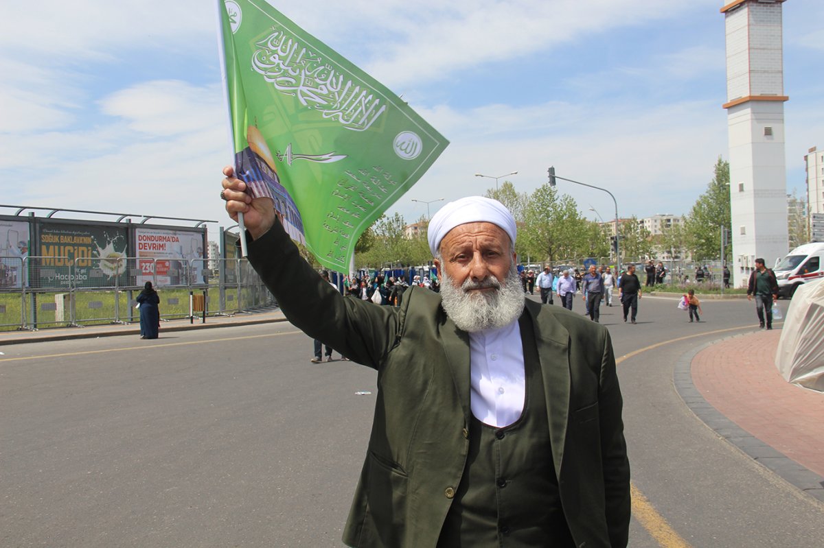 "Hazreti Muhammed'in direniş ve cihat ruhunu örnek almalıyız!"