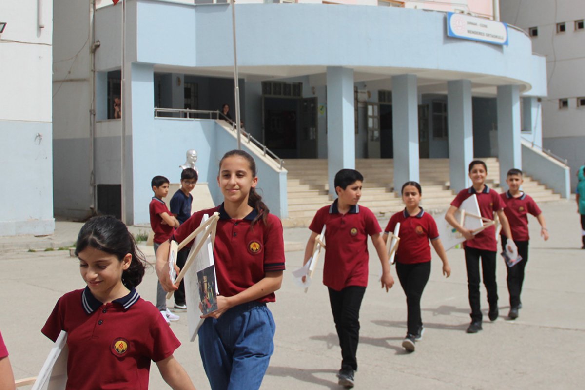 Cizre’de “Okulumla Sosyalleşiyorum” projesiyle eğitim dışarı taşındı