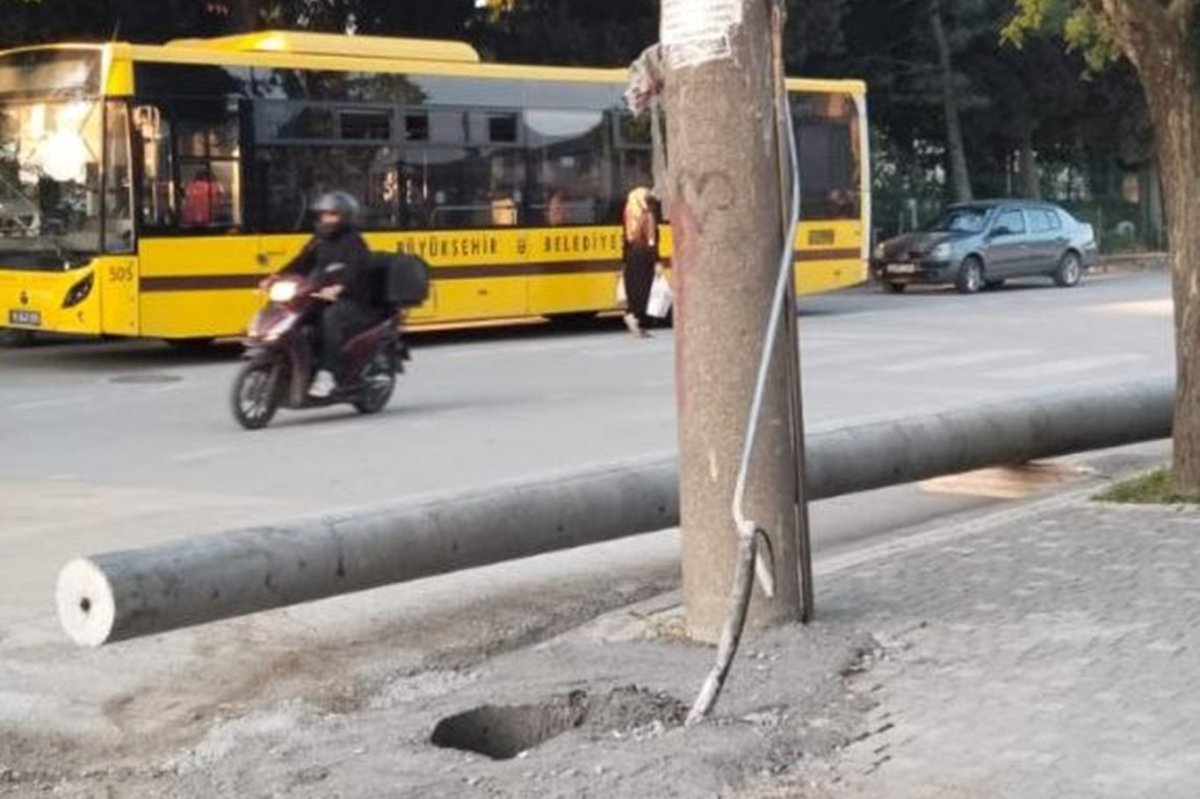 Bursa’da elektrik direği sökümünde güvenlik ihmali tepki çekti