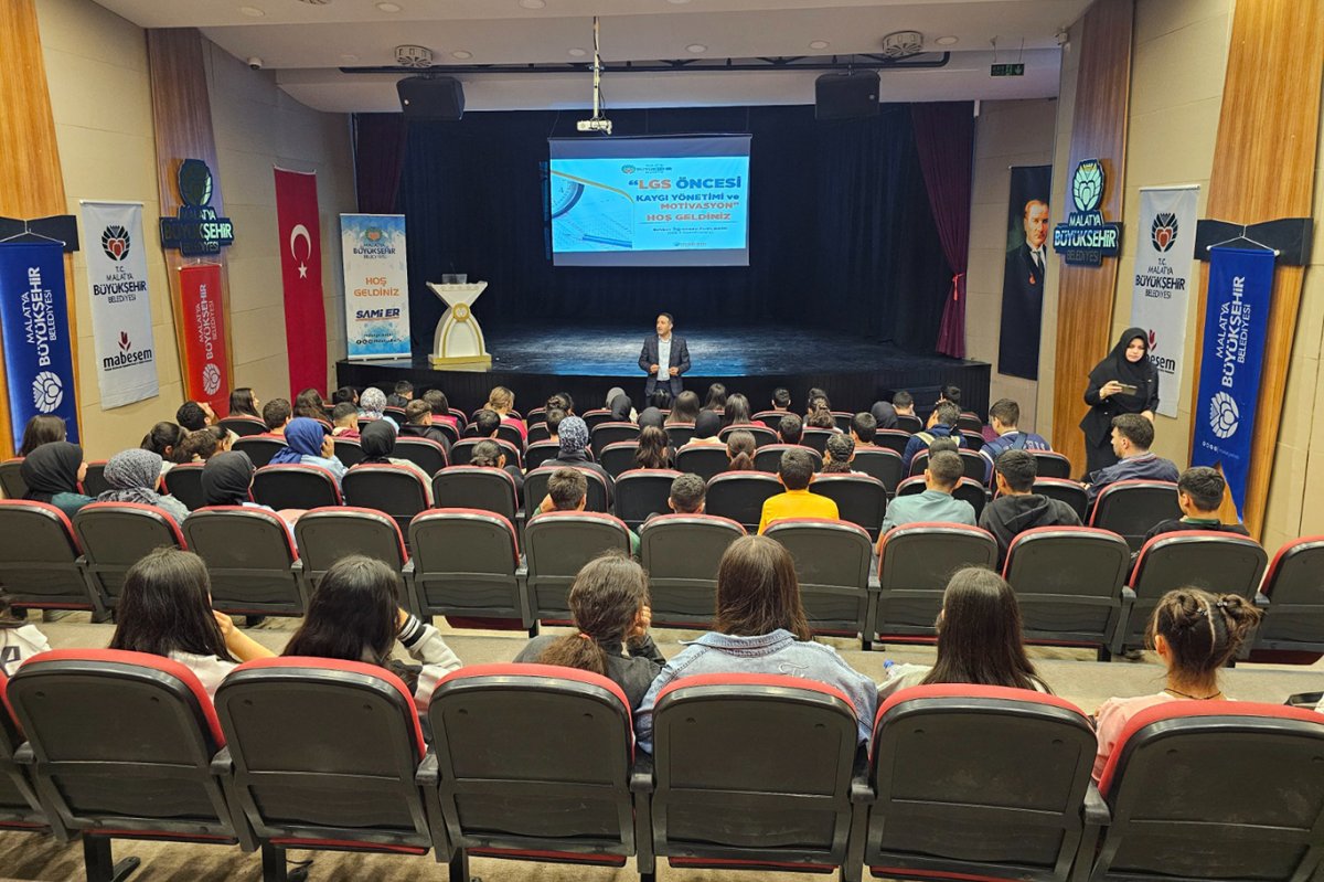 Malatya'da LGS öğrencilerine motivasyon semineri verildi