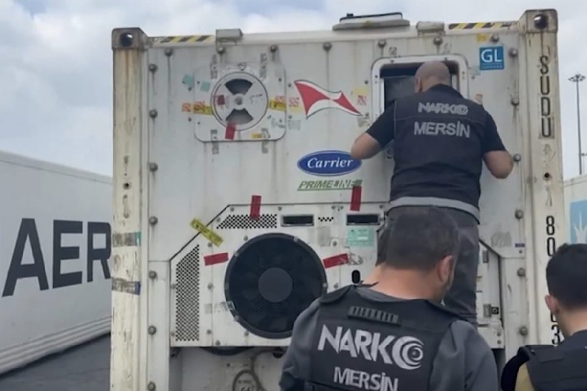 Mersin’de uyuşturucu operasyonu: 2 zehir satıcısı yakalandı
