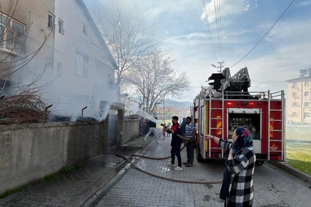 Bingöl'de odunlukta çıkan yangın kontrol altına alındı