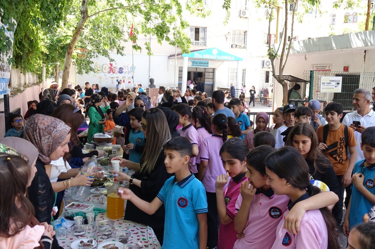 Gazze için okullarda yardım seferberliği devam ediyor
