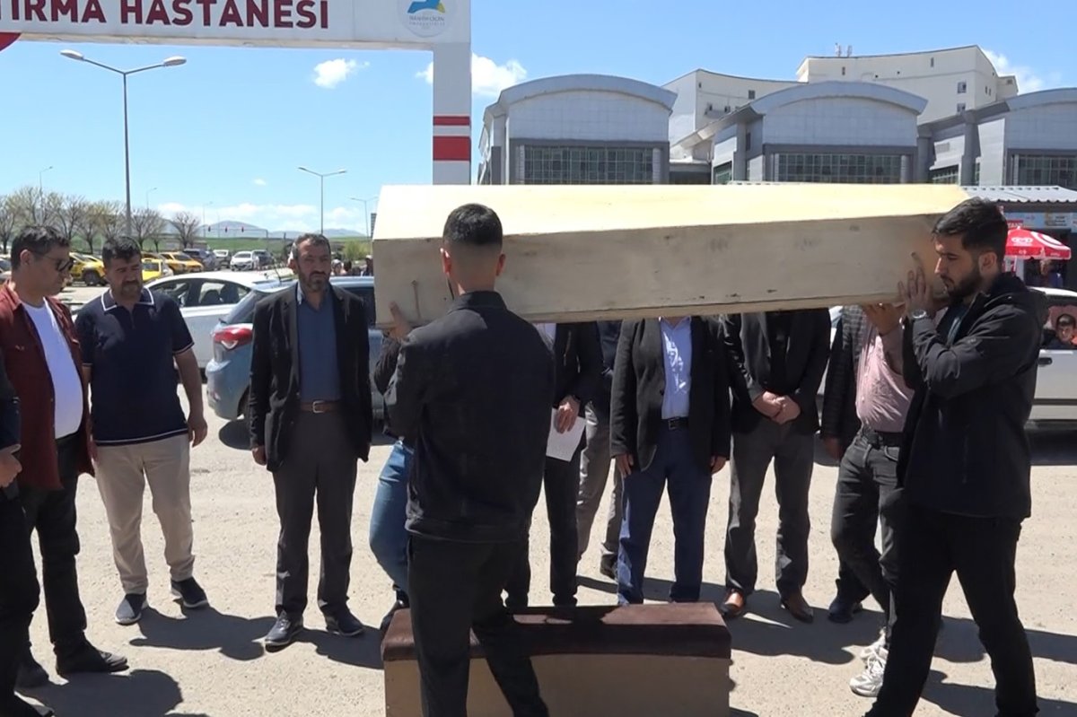 HÜDA PAR Ağrı İl Teşkilatından tabutlu eylem