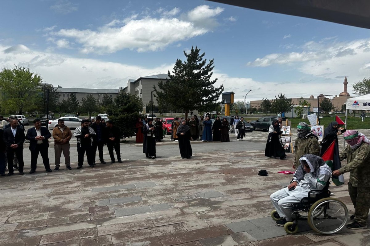 Ağrı'da Gazzeli şehitler için gıyabi cenaze namazı kılındı