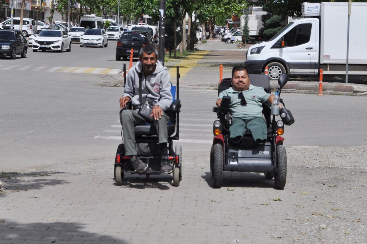 Engelli Komisyonu Başkanı Dursun: Engelliler sosyal hayatta hâlâ dışlanıyor