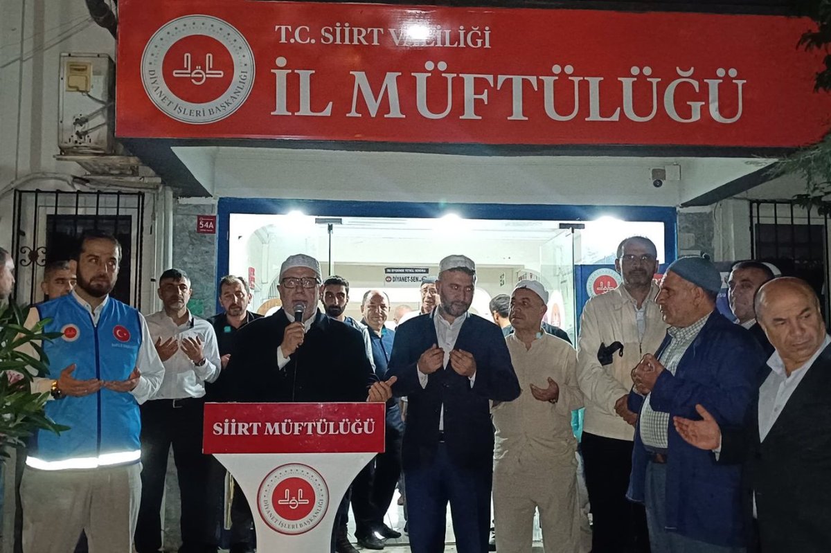 Siirt’ten kutsal yolculuk başladı: 92 hacı adayı dualarla uğurlandı