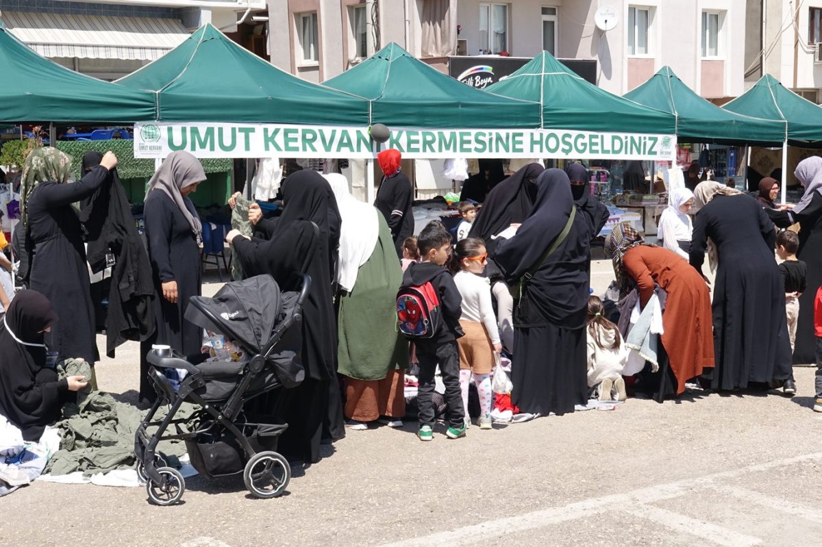 Umut Kervanı Bursa'da, Kurban Bayramı öncesi kermes düzenliyor