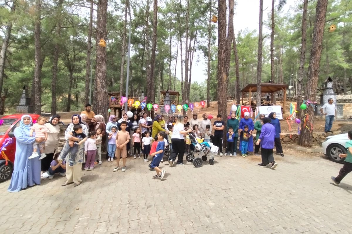 Anamur'da 4-6 yaş Kur’an kursu öğrencileri piknikte buluştu