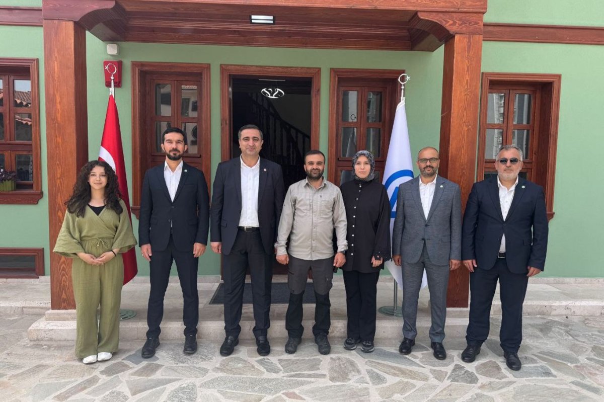 HÜDA PAR Milletvekili Ramanlı'dan Bursa basınına ziyaret