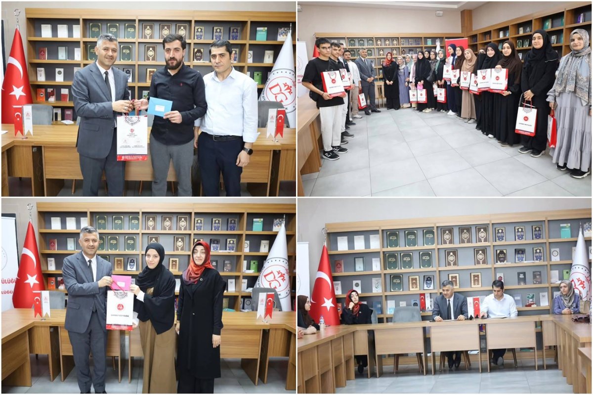 Umre ödüllü bilgi yarışmasında dereceye giren öğrenciler ödüllendirildi