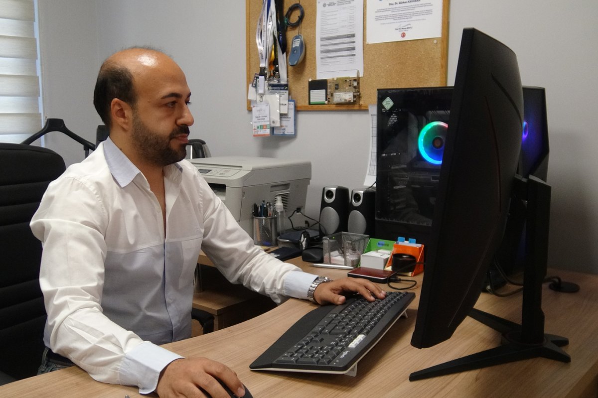 Doç. Dr. Kavuran: ChatGPT ve benzeri uygulamalar çocuklar için büyük tehlikeler arz etmekte