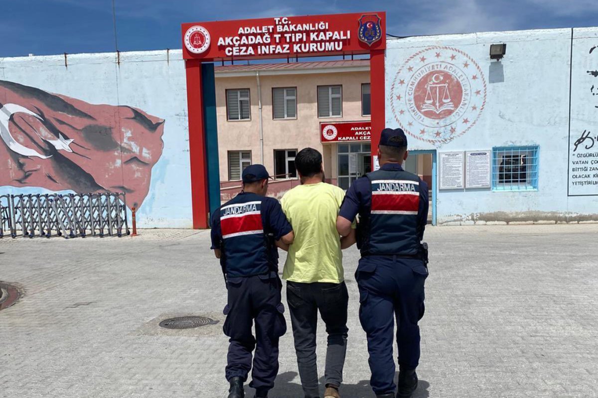 Malatya'da 18'i kesinleşmiş hapis cezası bulunan 30 kişi yakalandı