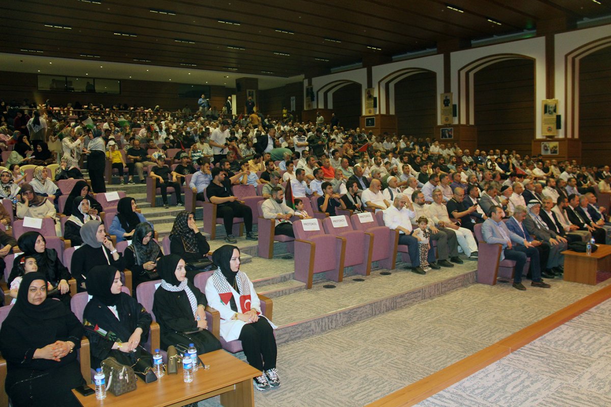 Diyarbakır'da "Kuşatmaya Direnen Yürekler" temalı program düzenlendi