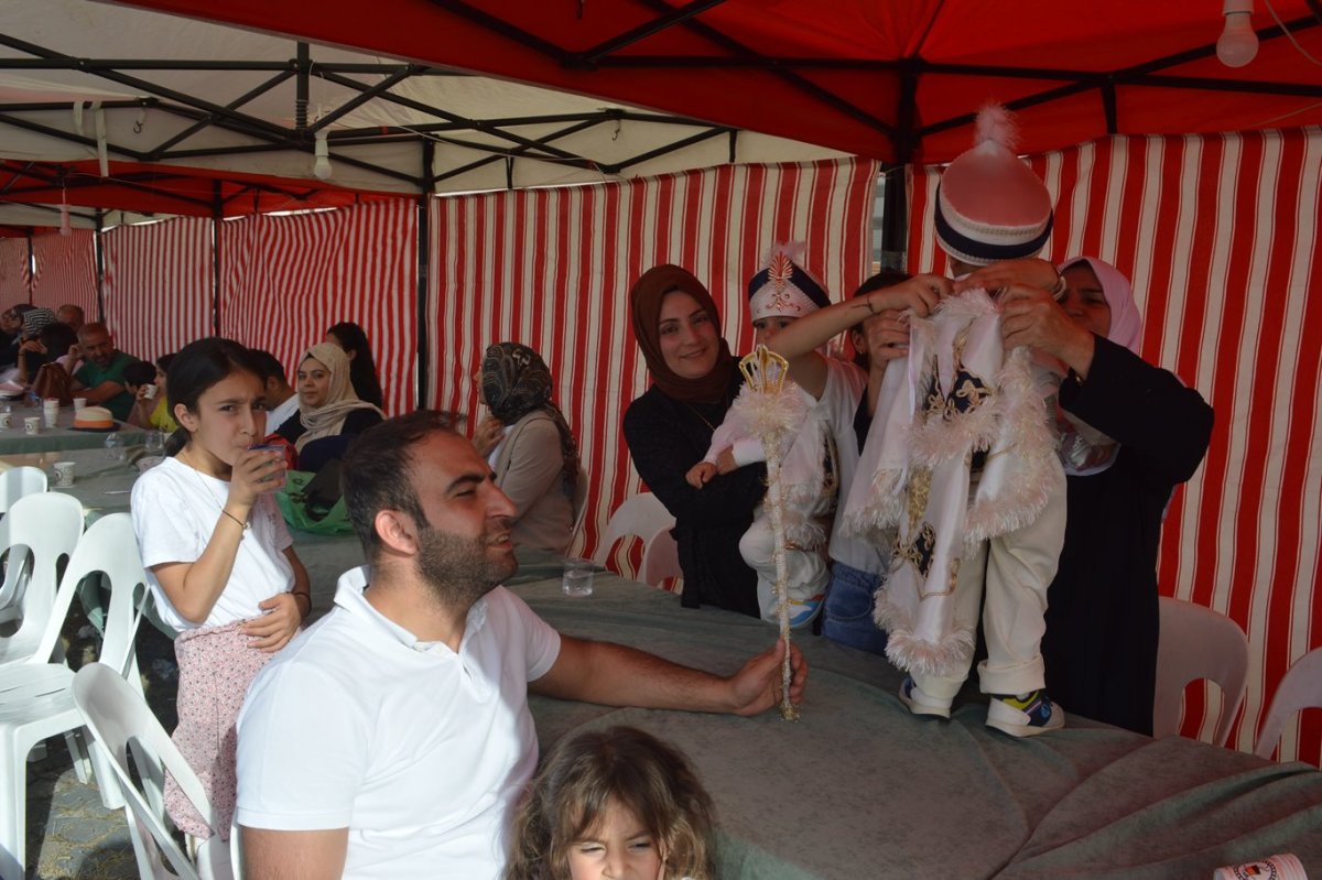 Siirt'te toplu sünnet şöleni ile 118 çocuk sünnet edildi