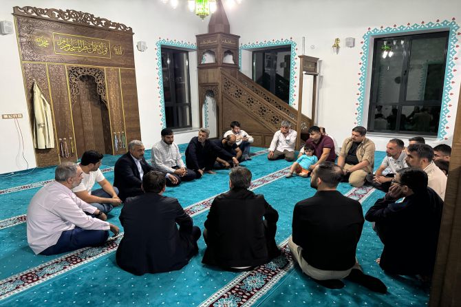 baskan-sahin-cigerlo-toki-sakinleriyle-bir-araya-geldi-4.jpg