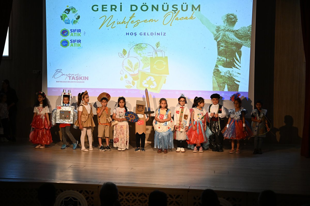 Battalgazi'de miniklerden geri dönüşüm etkinliği