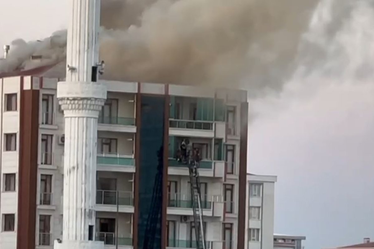 Diyarbakır'da yangın faciası: 2’si çocuk 3 ölü, 14 yaralı
