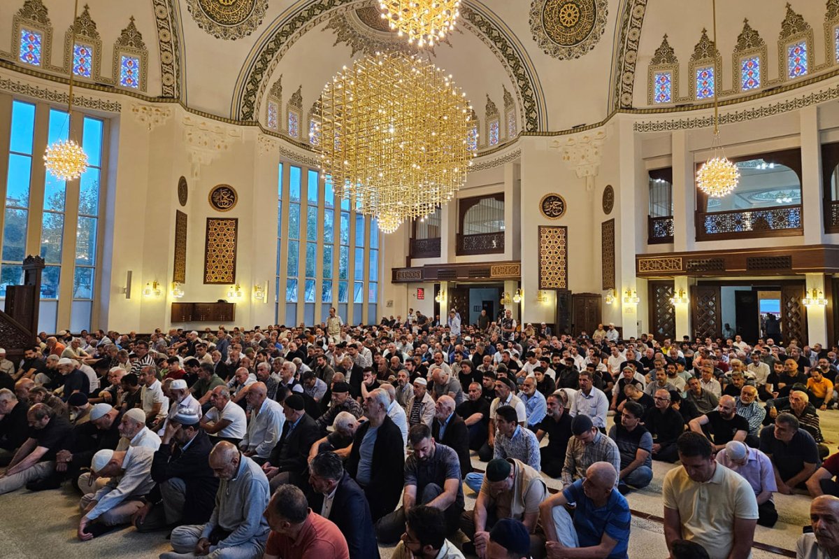 Malatya'da Bayram Namazı coşkusu