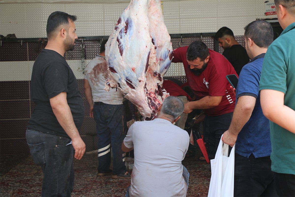 Umut Kervanı Şanlıurfa’da kurban kesimi gerçekleştirdi