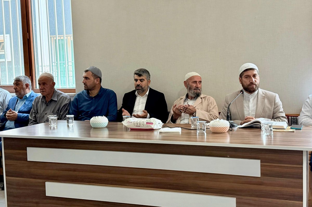 HÜDA PAR Milletvekili Dinç, yangında hayatlarını kaybeden Çavdar ailesinin taziyesine katıldı