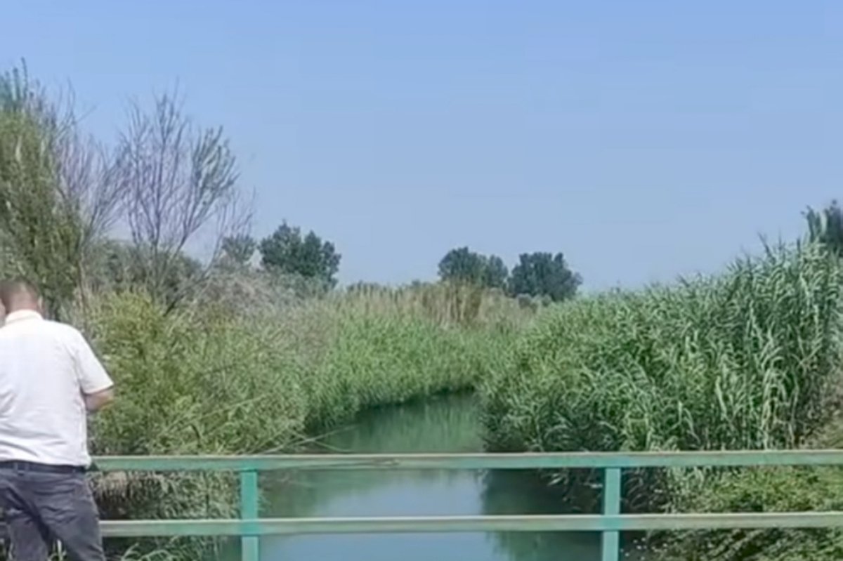 Adana'da serinlemek için suya giren iki kişiden biri kayboldu
