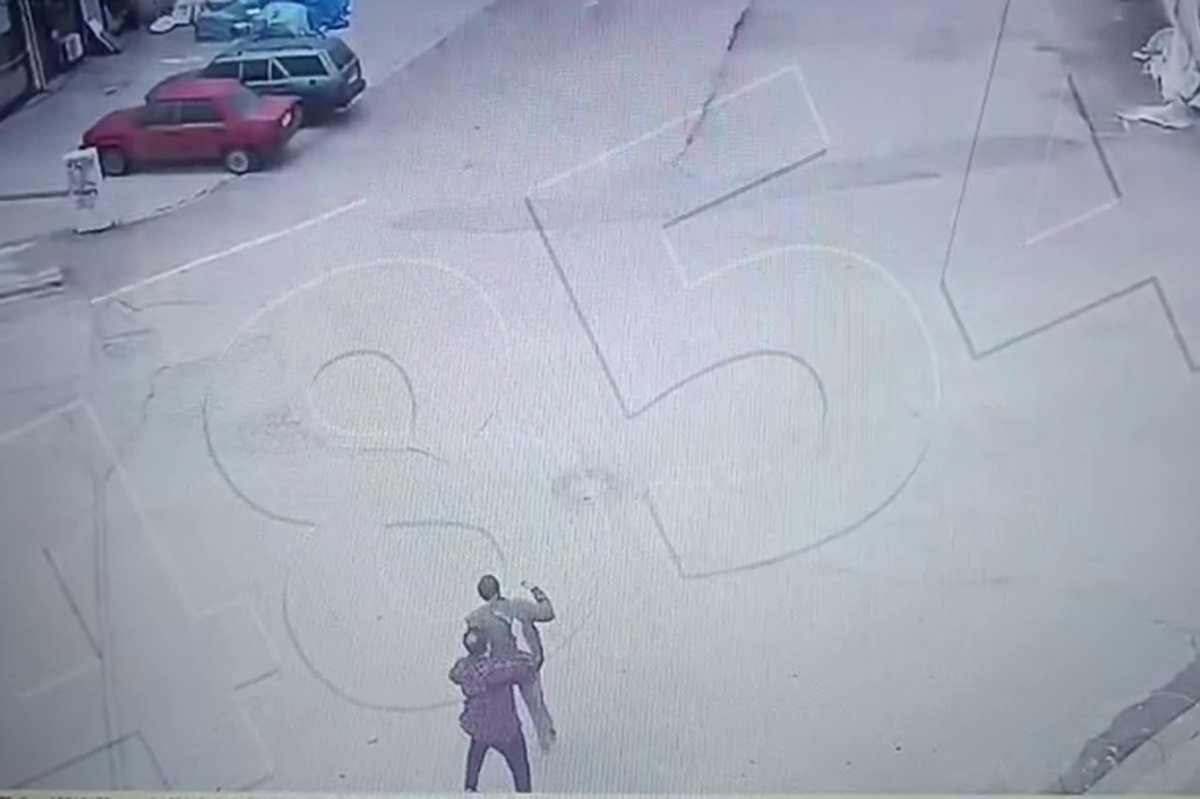 Malatya'da engelli genç sokak ortasında darp edildi