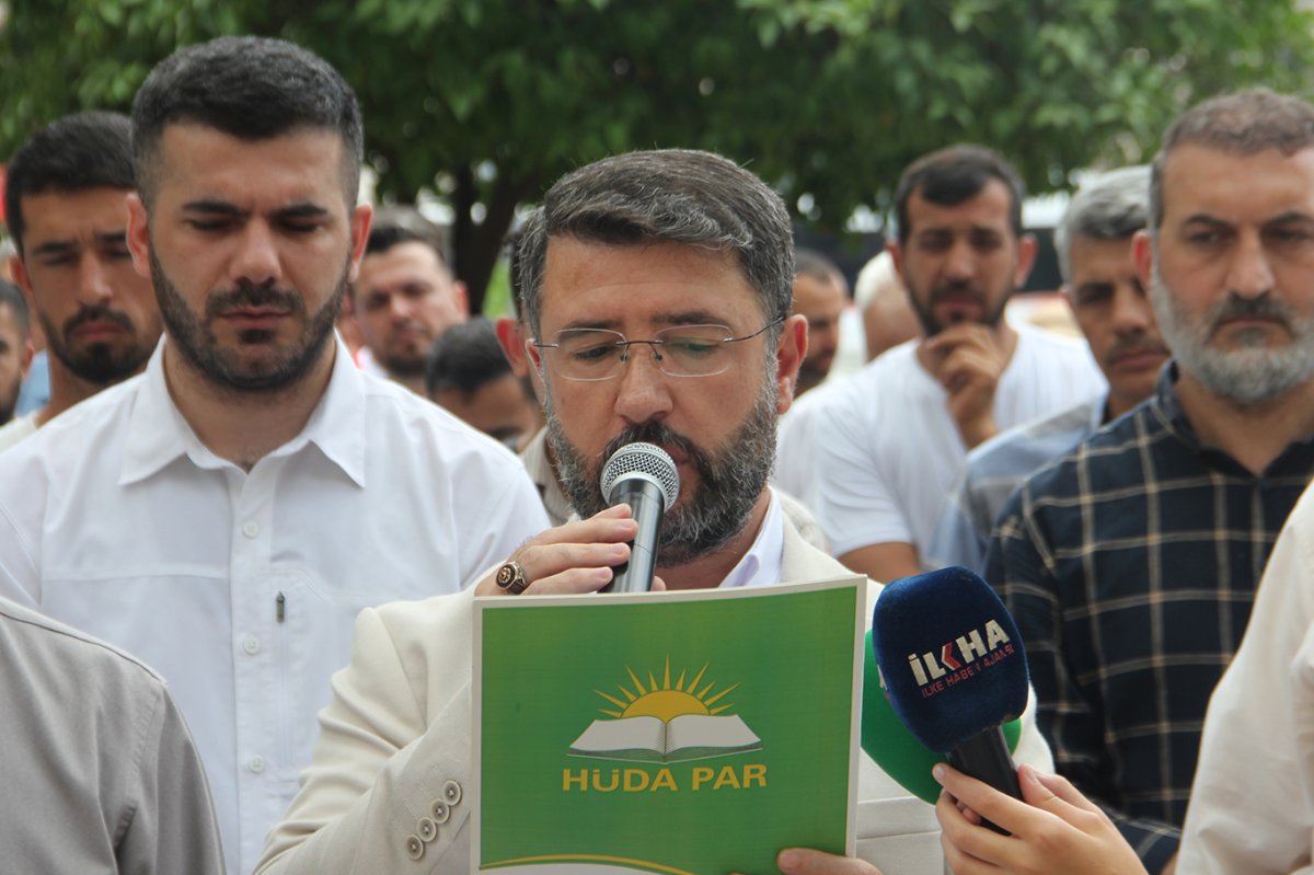 Adana'dan Küresel Vicdan Yürüyüşü'ne destek