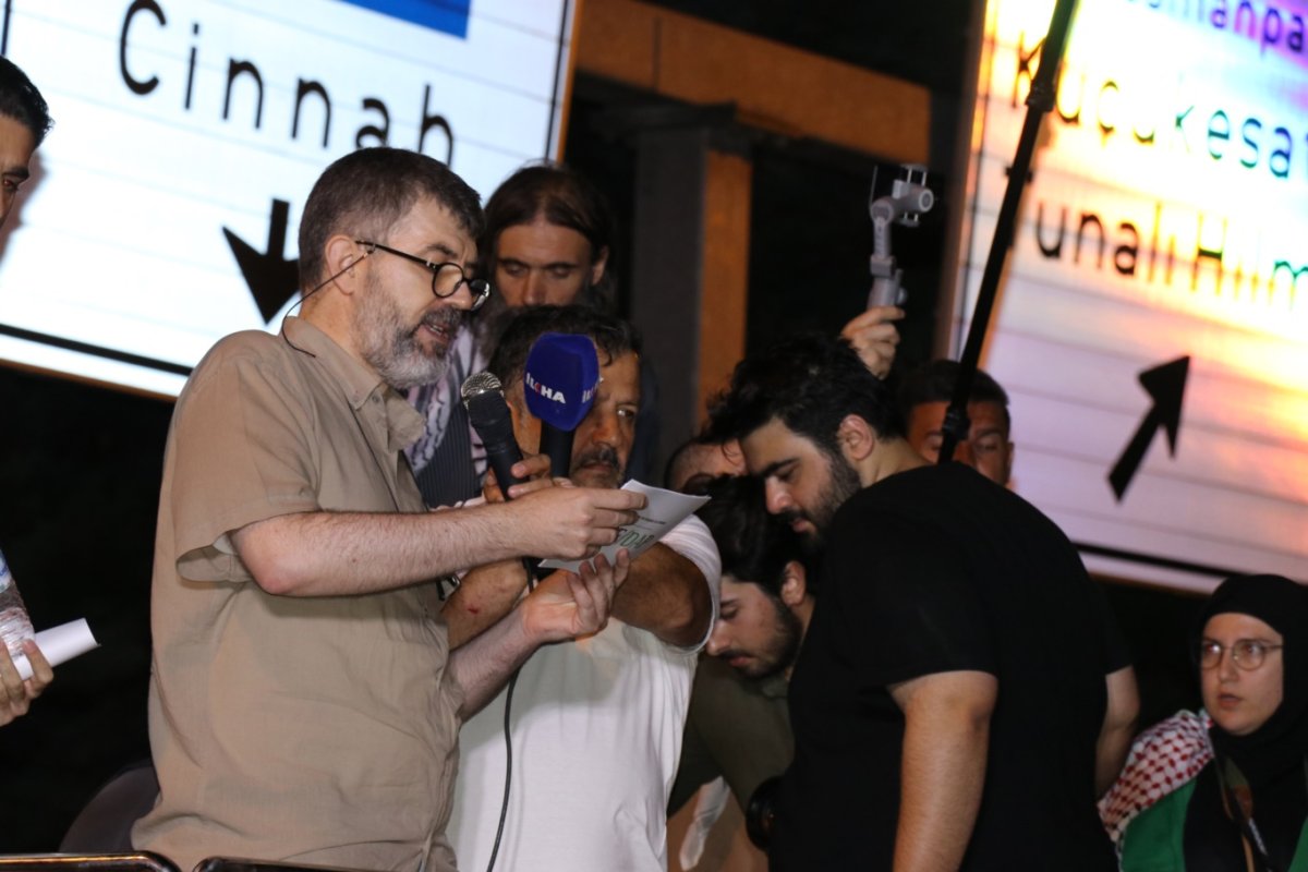 Ankaralılar Mısır Büyükelçiliğine yürüdü: 'Refah Kapısı açılsın, abluka kalksın' talebi