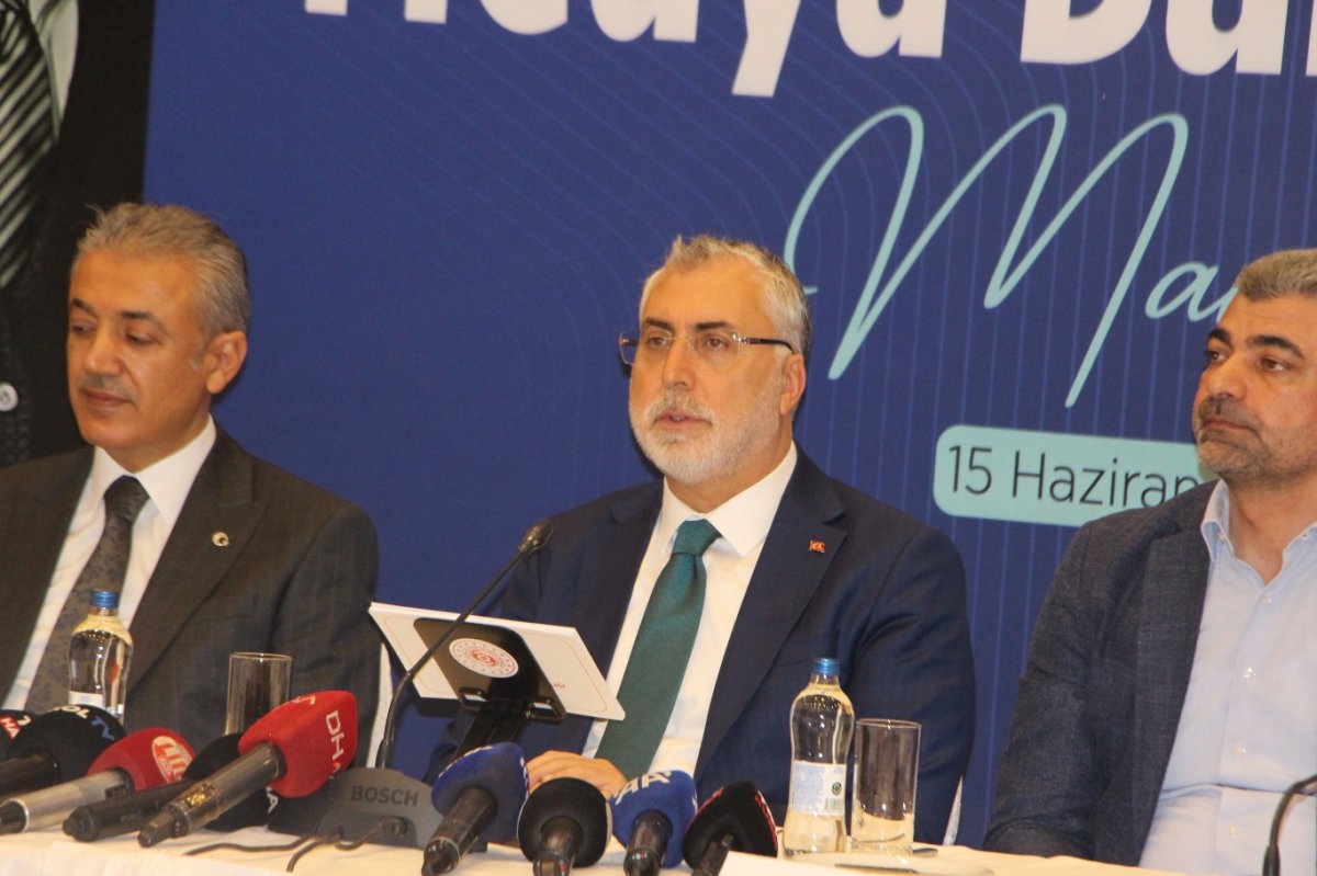 Bakan Işıkhan Mardin’de basın temsilcileriyle buluştu
