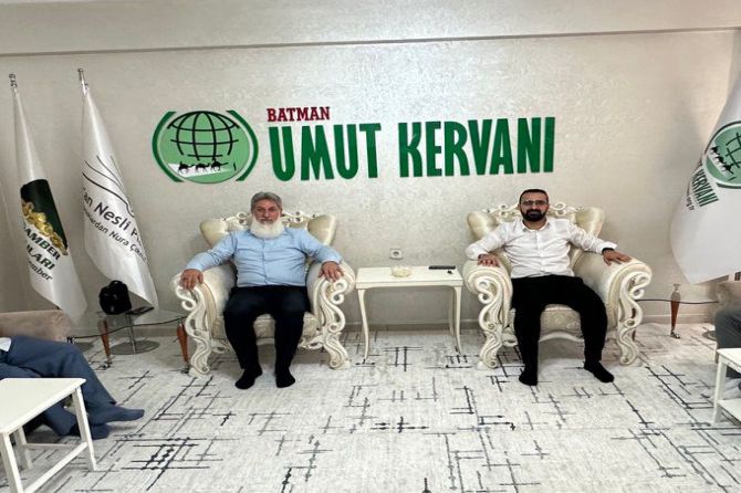 baskan-altundan-umut-kervani-vakfina-ziyaret-1.jpg