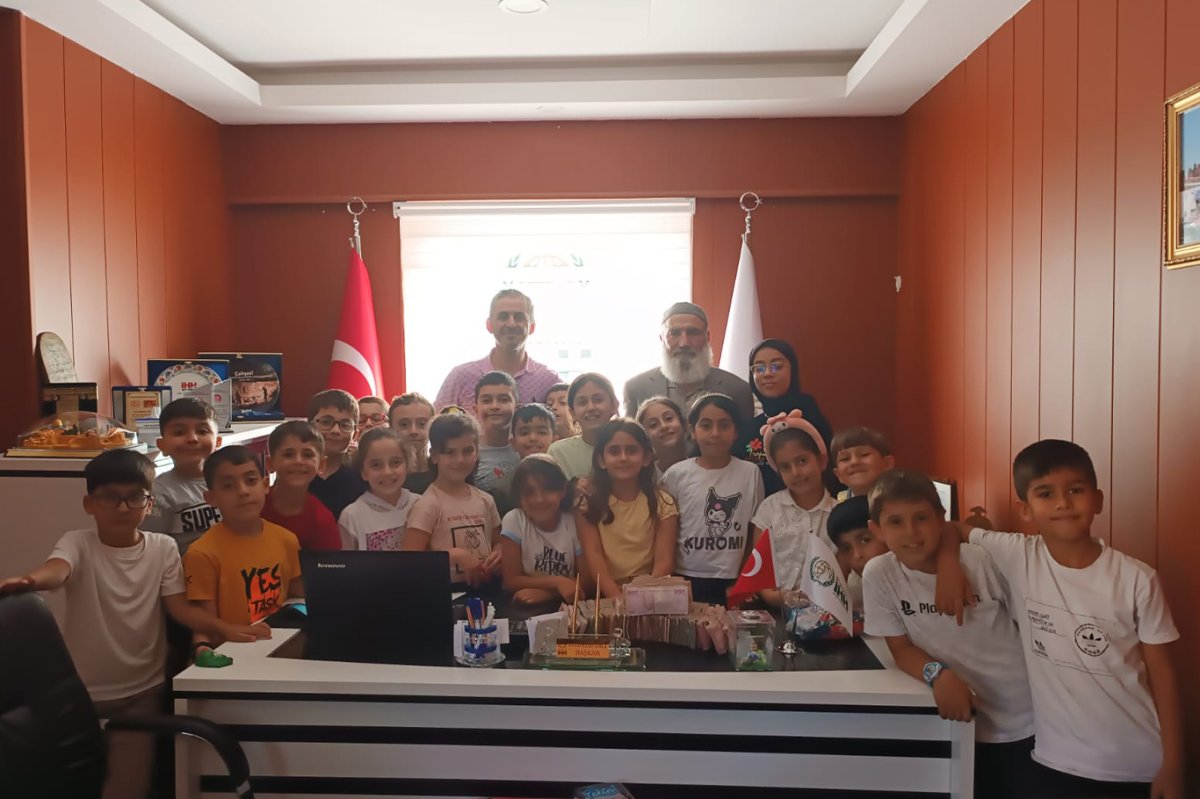 Sarayiçi İlkokulu öğrencileri 20 Gazzeli yetime sponsor oldu