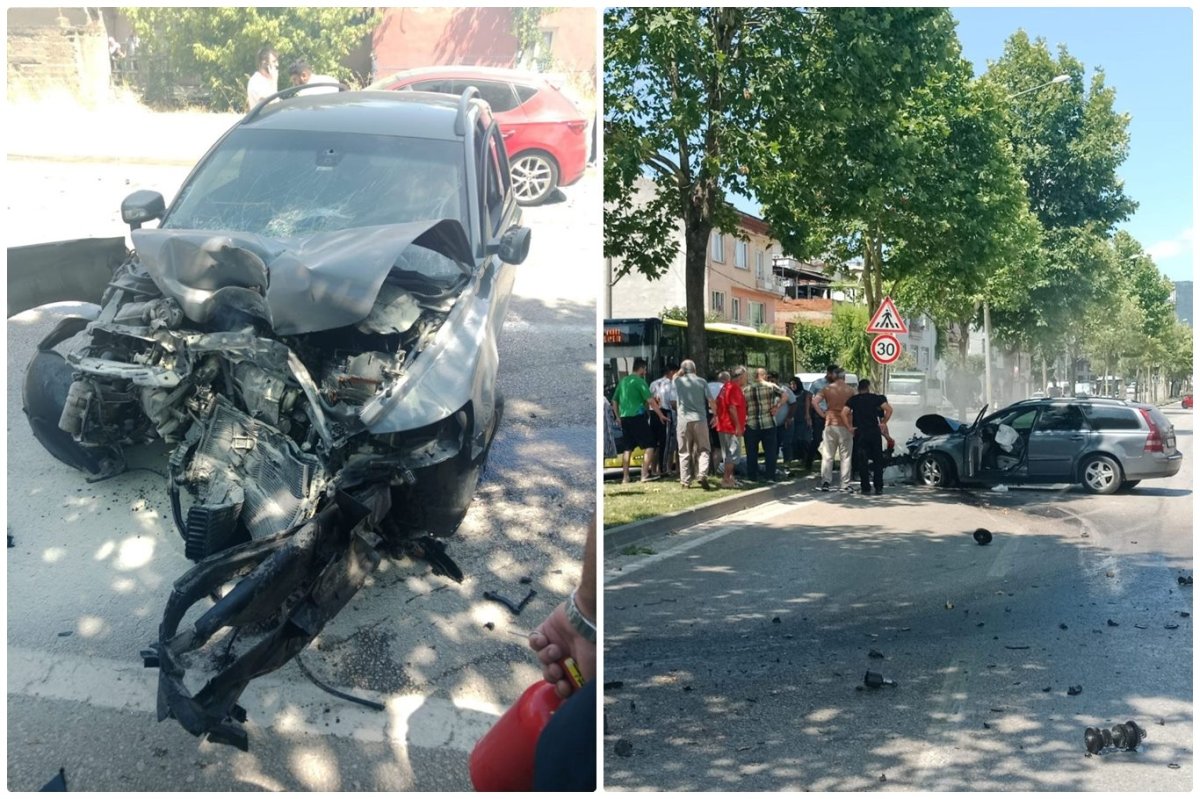 Bursa'da otomobil bariyerlere çarptı: Bir yaralı