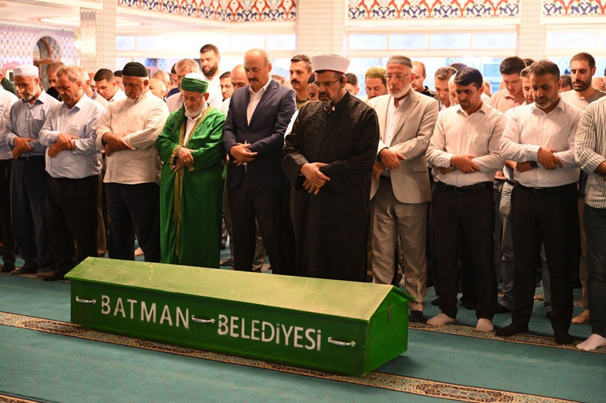 Batman Müze Müdürü son yolculuğuna uğurlandı