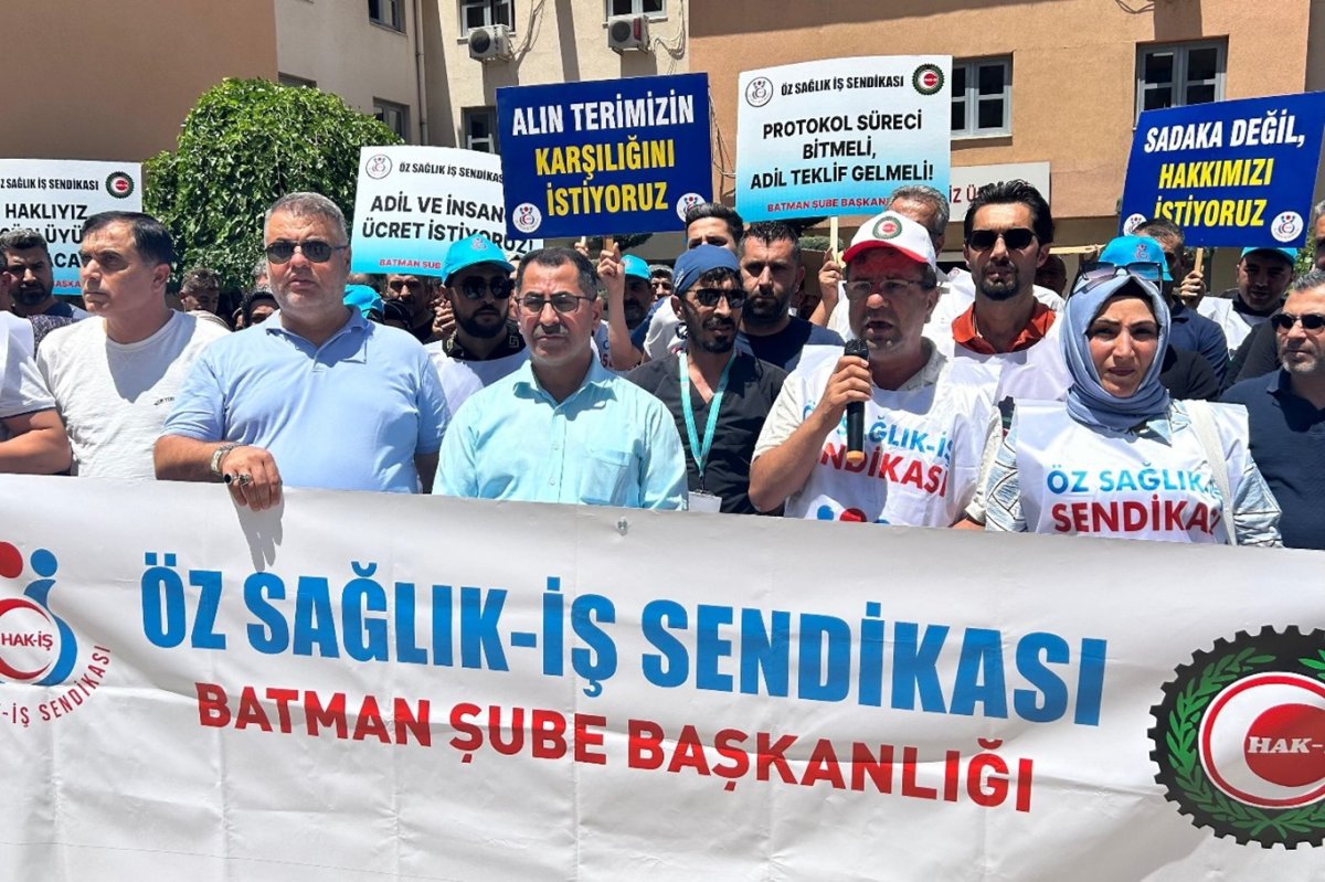 Öz Sağlık-İş: Emekçinin yanındayız, teklifi kabul etmiyoruz
