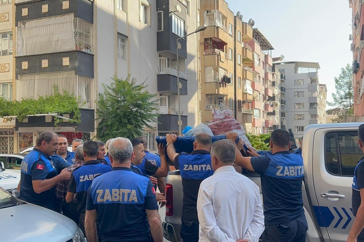 Siirt Belediyesi'nden kaldırım ve yol işgaline karşı kararlı mücadele