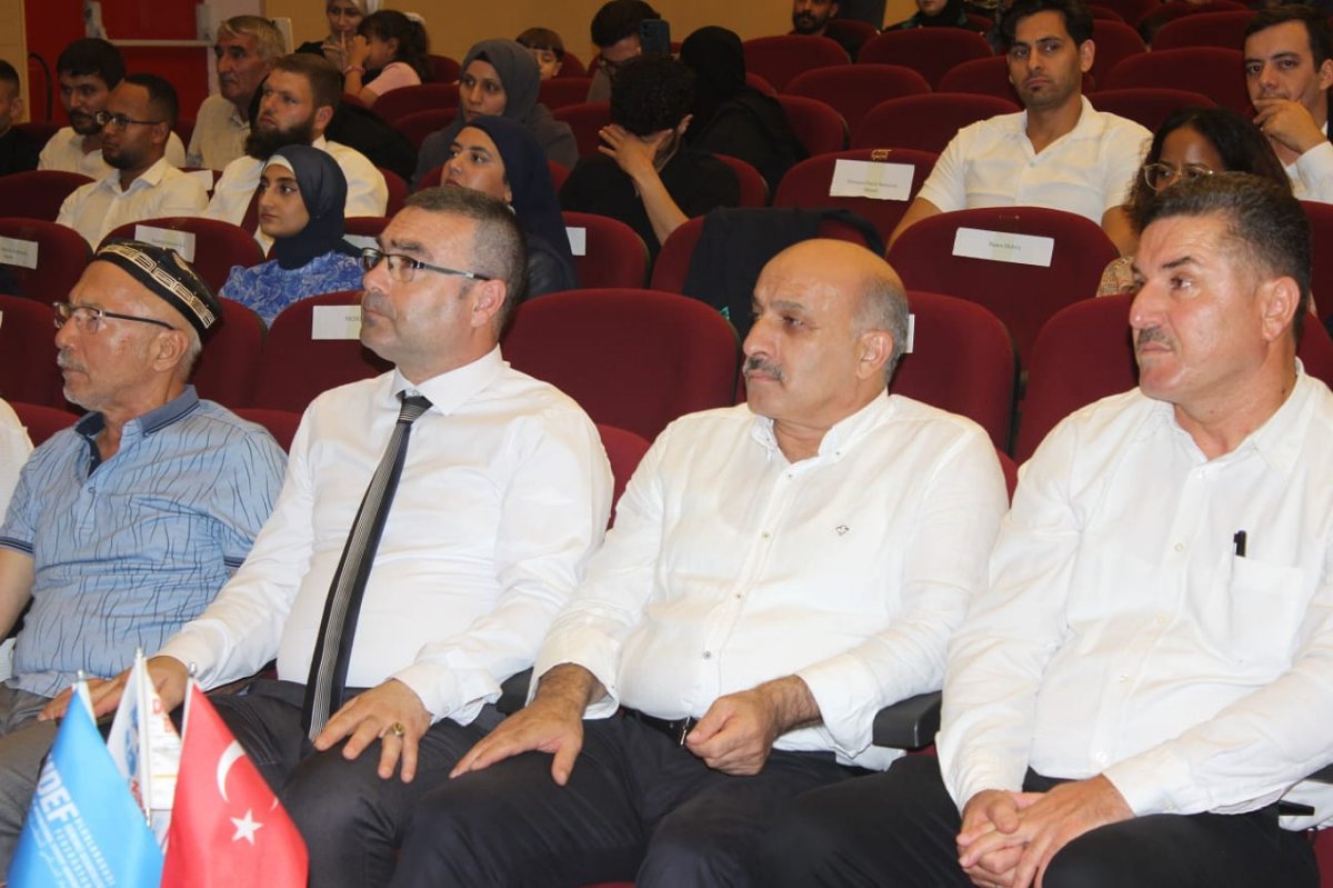 Uluslararası öğrenciler mezuniyet coşkusunu yaşadı
