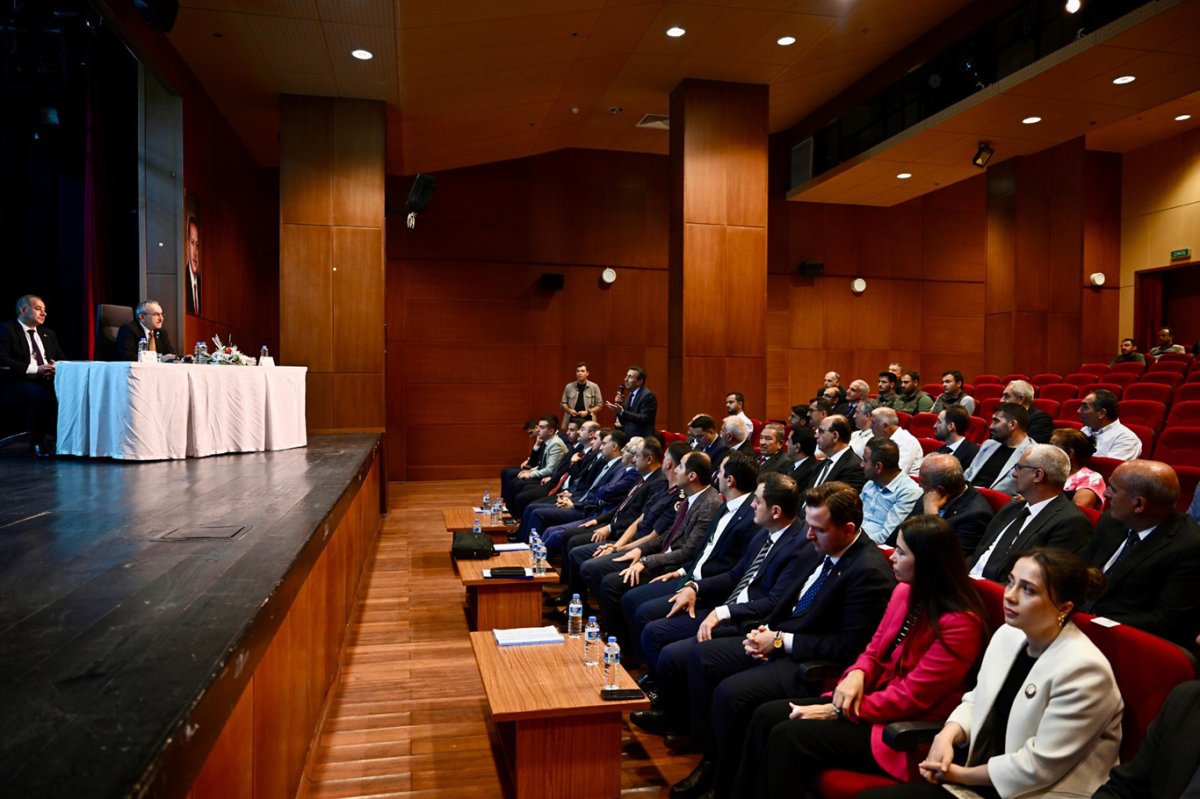 Malatya Valisi Yavuz: Bir halk sağlığı tehdidiyle karşı karşıyayız
