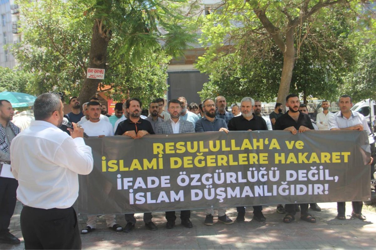 Alçaklığa sessiz kalmadılar: Adana’da Leman’a öfke