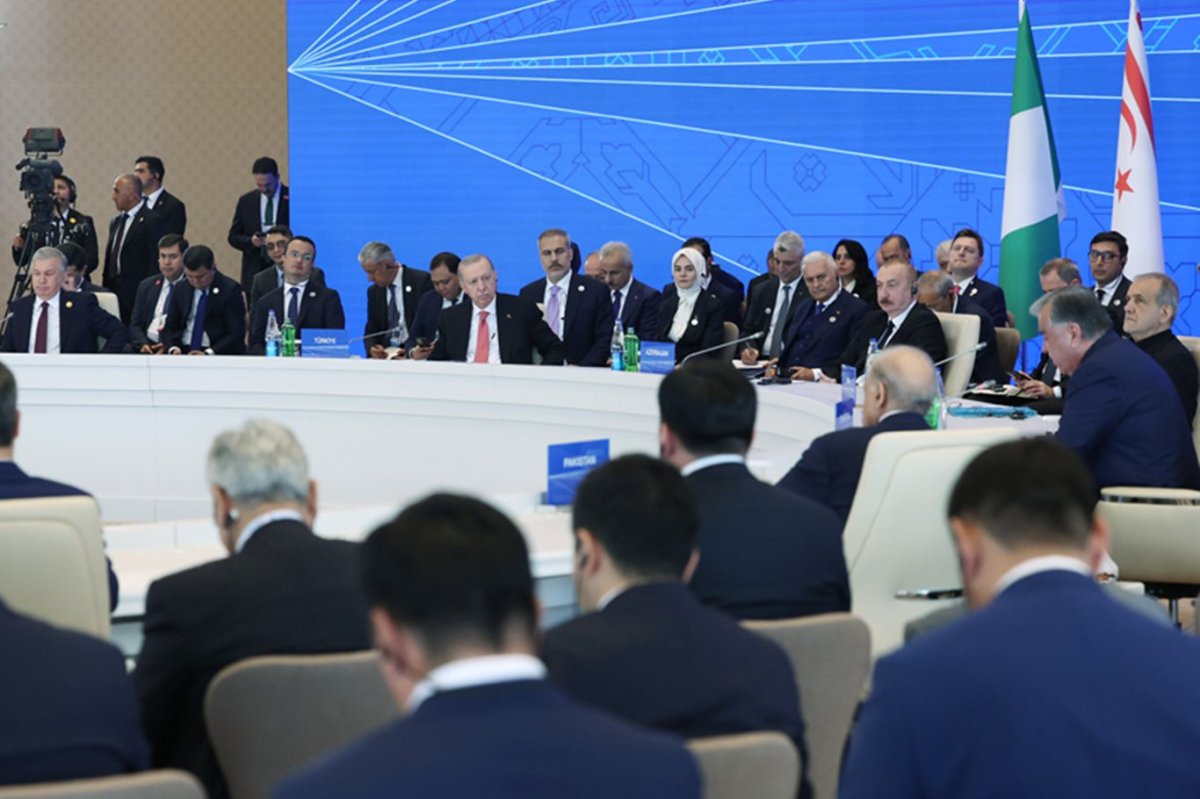 Cumhurbaşkanı Erdoğan: Suriye ve İran'a saldırılarının arka planında Filistin halkına diz çöktürme siyaseti yatıyor