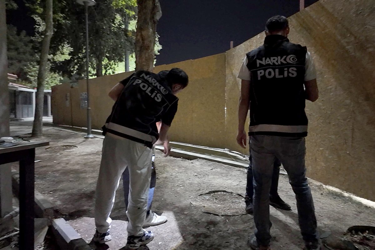 Adıyaman'da metruk bina ve ara sokaklarda uyuşturucu denetimi