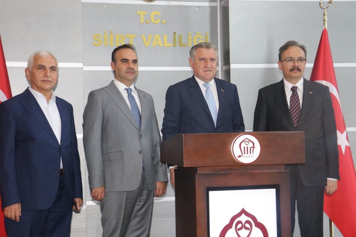 Gençlik ve Spor Bakanı Bak: Özellikle çalışan, üreten gençler bizim için çok önemli