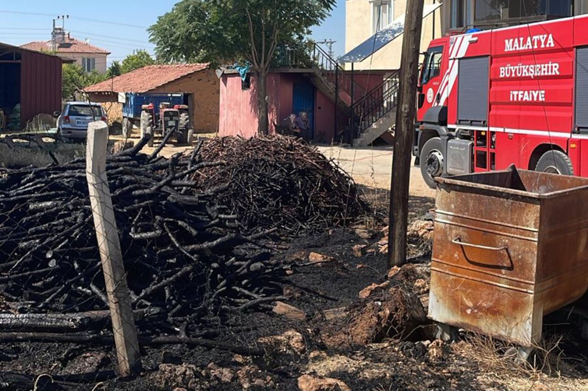 Malatya'da odunluk yangını