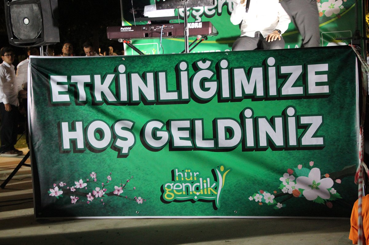 Gaziantep Hür Gençlik "Parklarda Umudu yeşertiyoruz" temasıyla etkinlik düzenledi