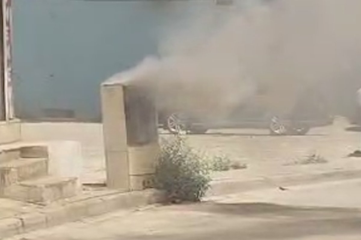 Cizre’de elektrik panosu yandı mahalle elektriksiz kaldı