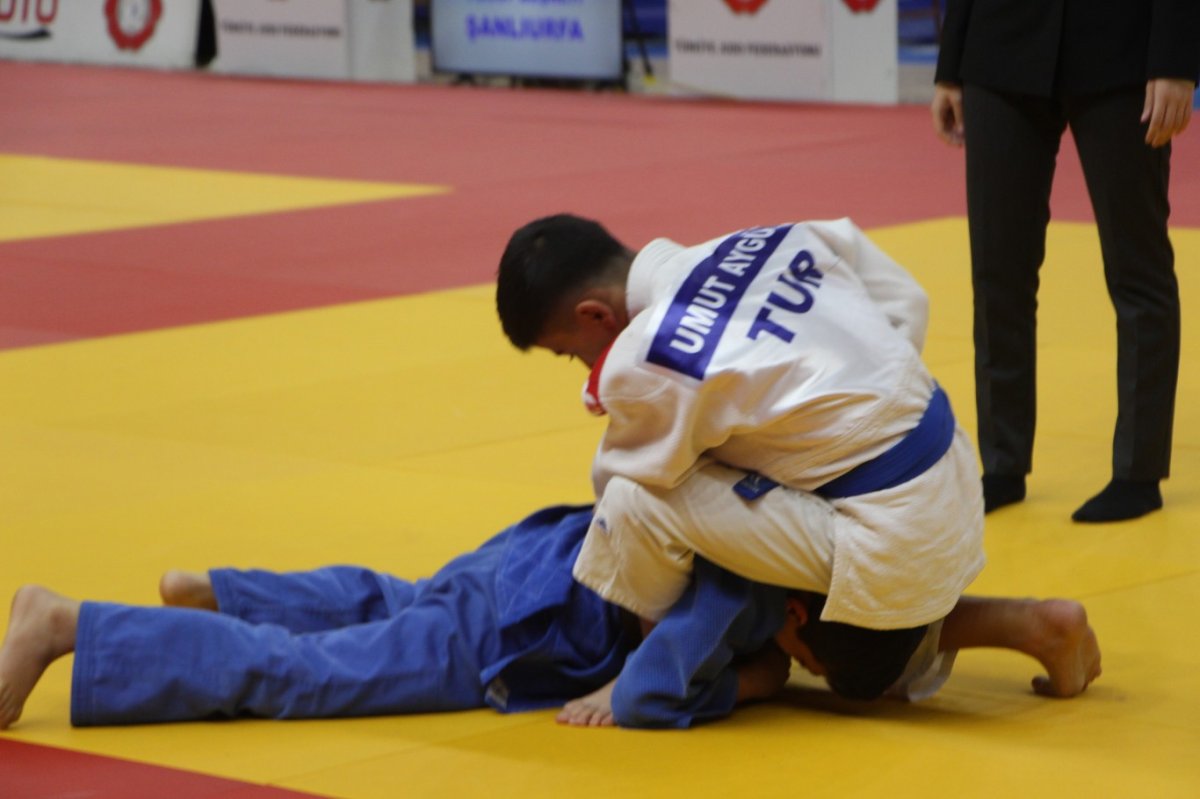 Türkiye Judo Şampiyonası 72 ilden 1344 sporcunun katılımıyla Mardin’de başladı