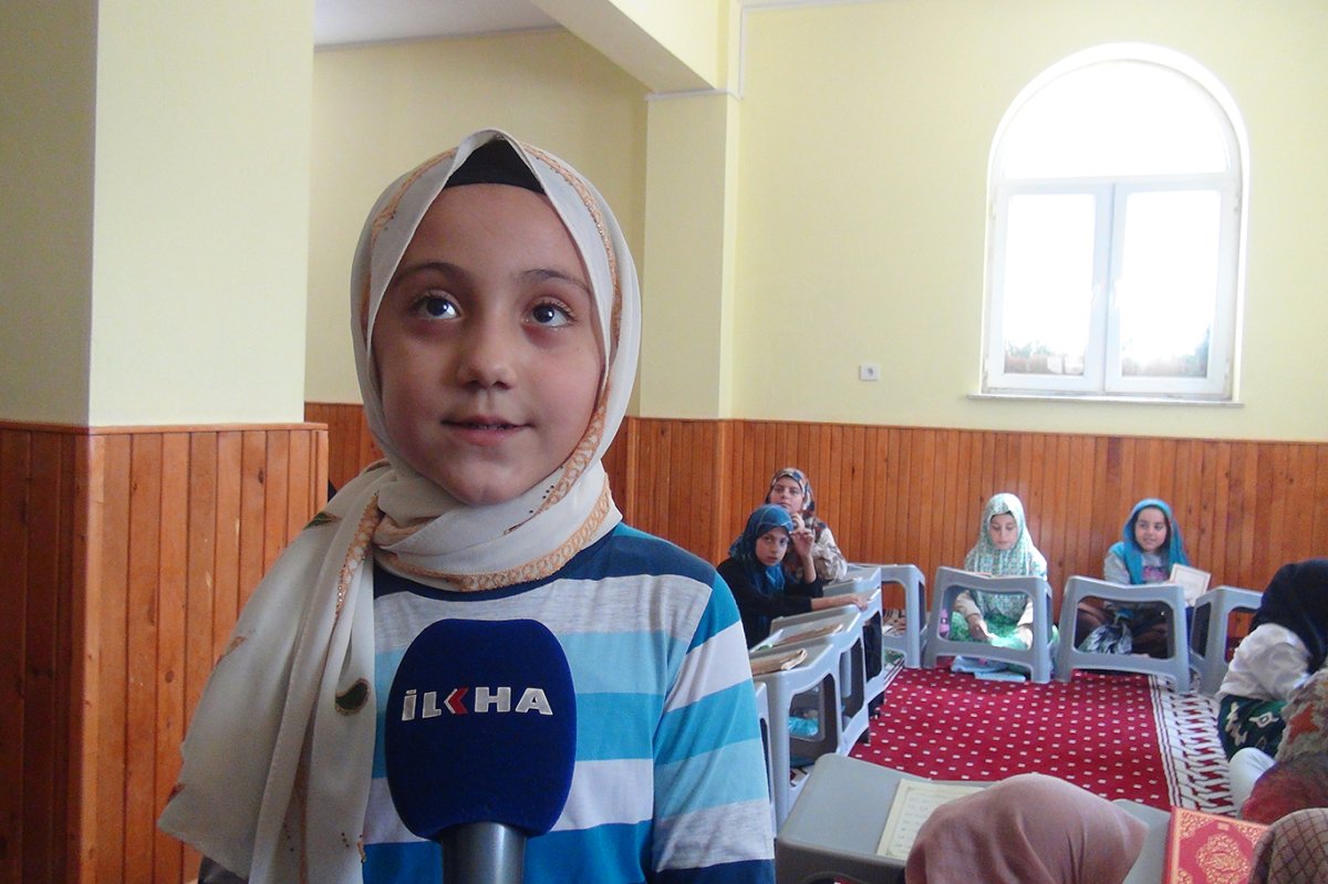 Kur'an kursu öğrencileri: Filistin hep dualarımızda