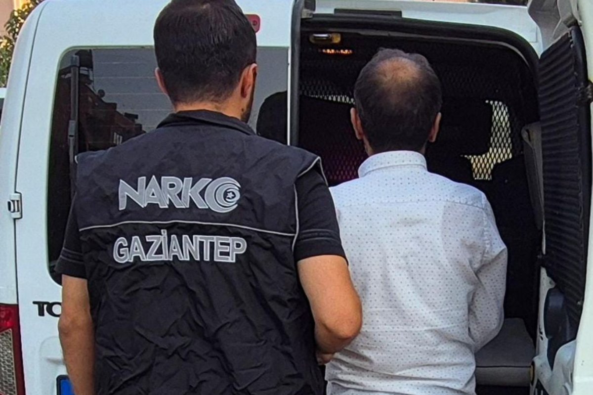 Uyuşturucu satmaktan kesinleşmiş cezası bulunan şahıslar yakalandı